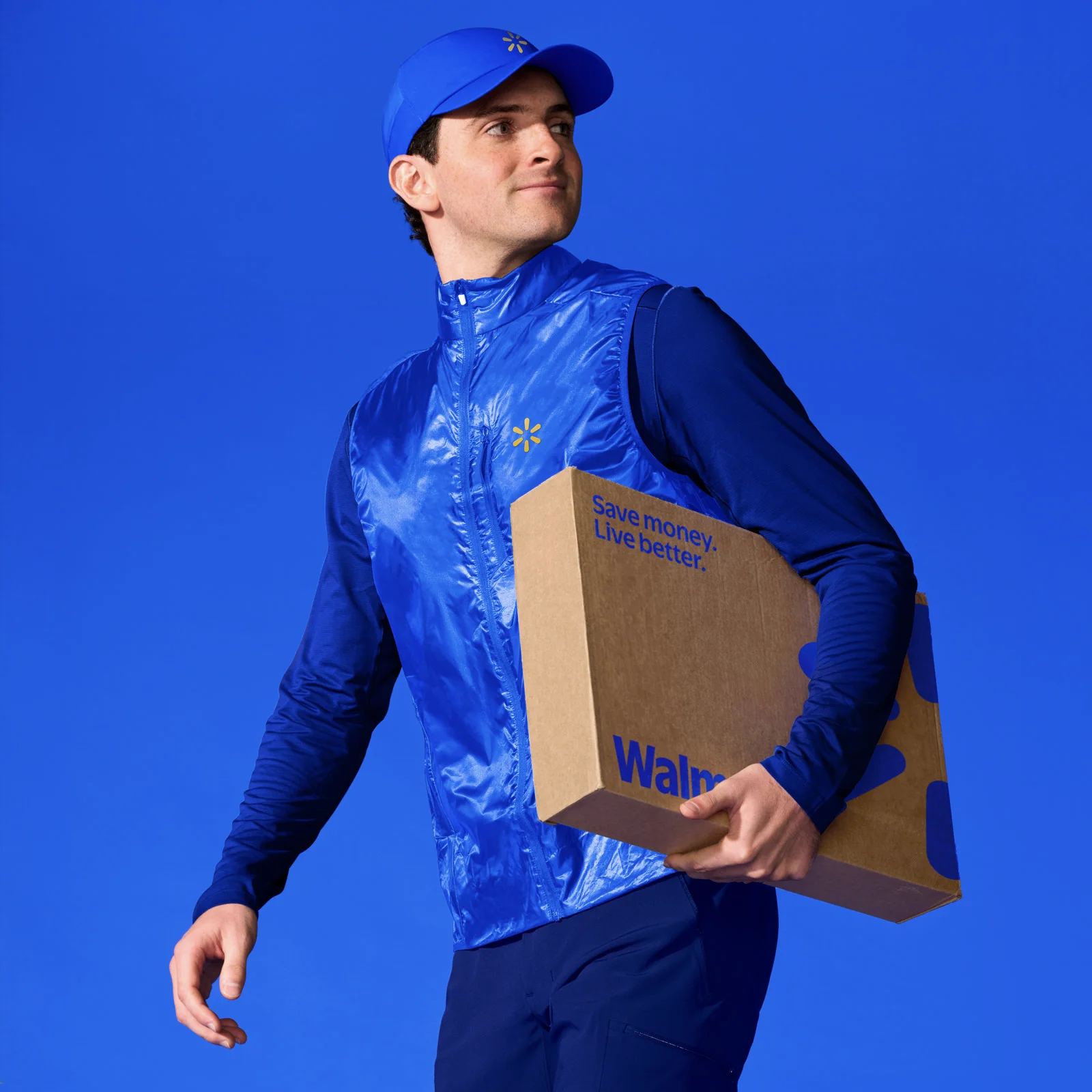 14-WMT_Symbol_Uniform_Still_1_1600px